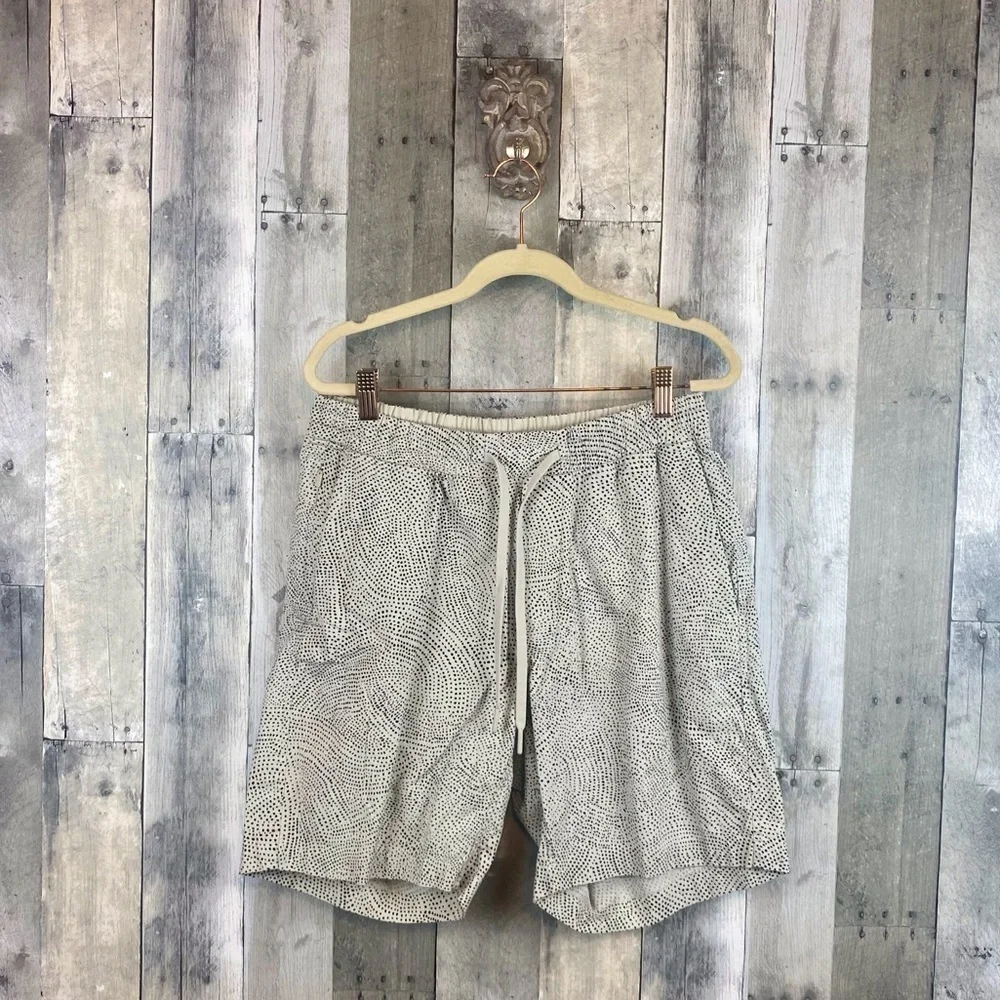 Lululemon Bowline Short 8